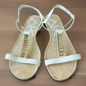 Anne Klein Karmina Women’s White And Gold Gem Dress Sandals Size 8M
